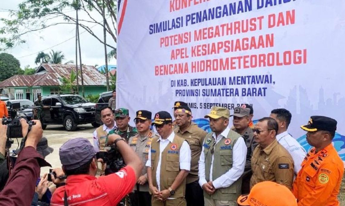 BNPB, Simulasi Tanggap Darurat Mega Trust Di Pulau Mentawai.