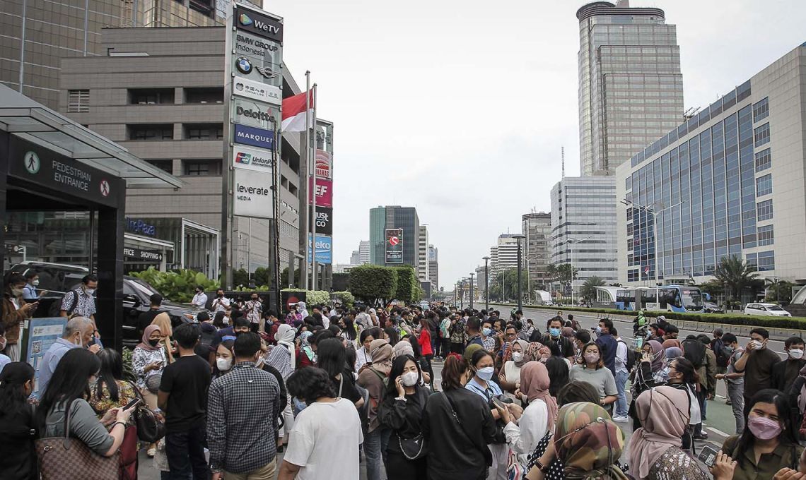 Hoax! Jakarta Diguncang Gempa Berkekuatan 12,7 SR